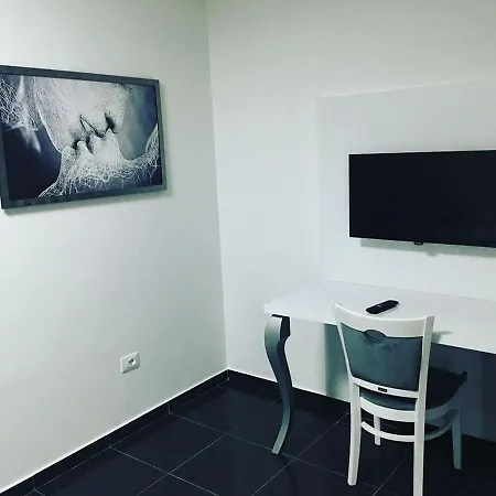 Hotel Ascua Vasqarr