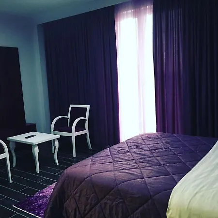 Hotel Ascua Vasqarr